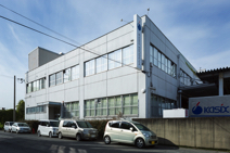 オフィスや公共施設の暑さ対策をエコガラスで仕事しながら使いながらスピード改修-詳細写真02